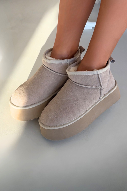 Damskie Śniegowce Z Zamszu Beżowe Mairene