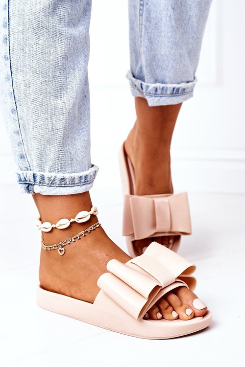 Rubber Slippers With A Bow Beige April