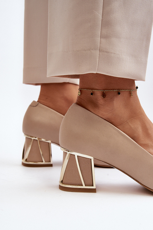 Elegant Pumps with Ornament Laura Messi 2740 Beige