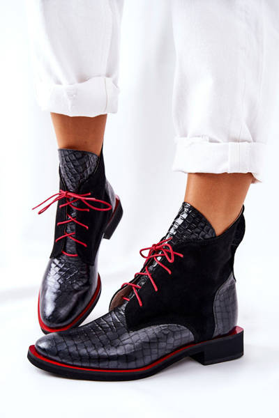 Leather Boots With A Aligator Pattern Navy Black Laorelia