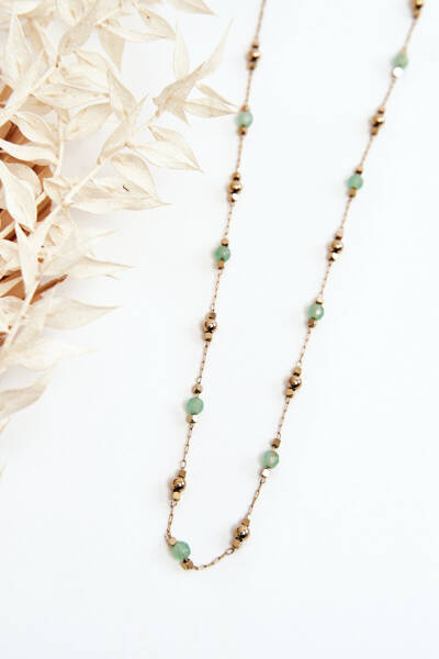 Women's Necklace With Green Beads Gold