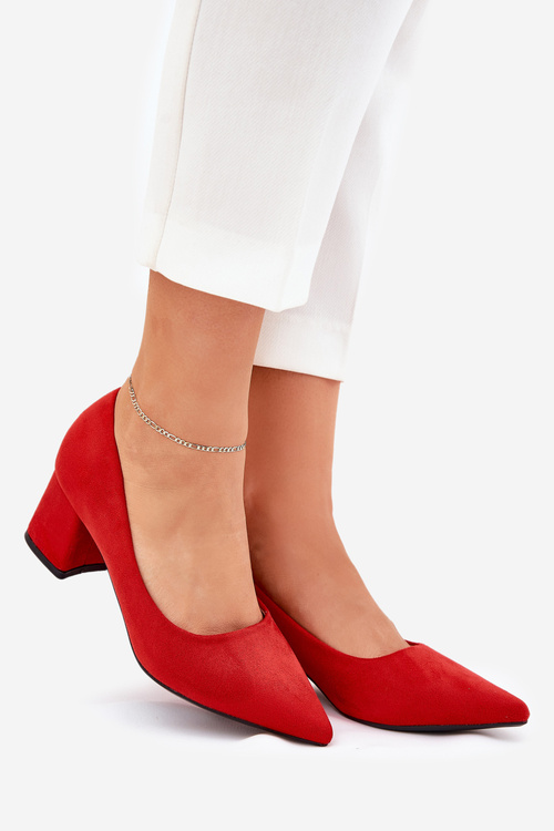 Women's pumps with pointed toes on a heel red Merinette