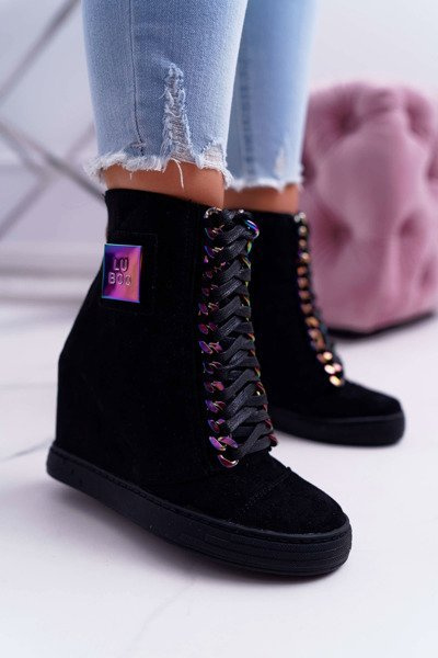 Sneakersy Damskie Lu Boo Czarne Zamszowe z Opalizującymi Łańcuchami Monica
