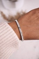 Odcienie szarości i srebra