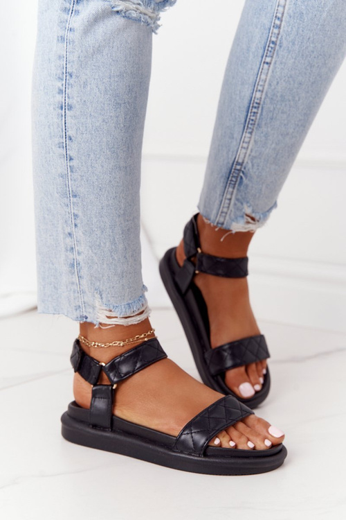 Sandals With Quilting On The Platform Black Turn Around