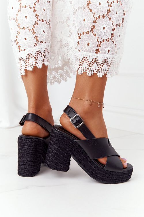 Braided Sandals On A Block Heel Big Star HH274387 Black