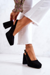 Suede pumps Maciejka 05441-01 Black