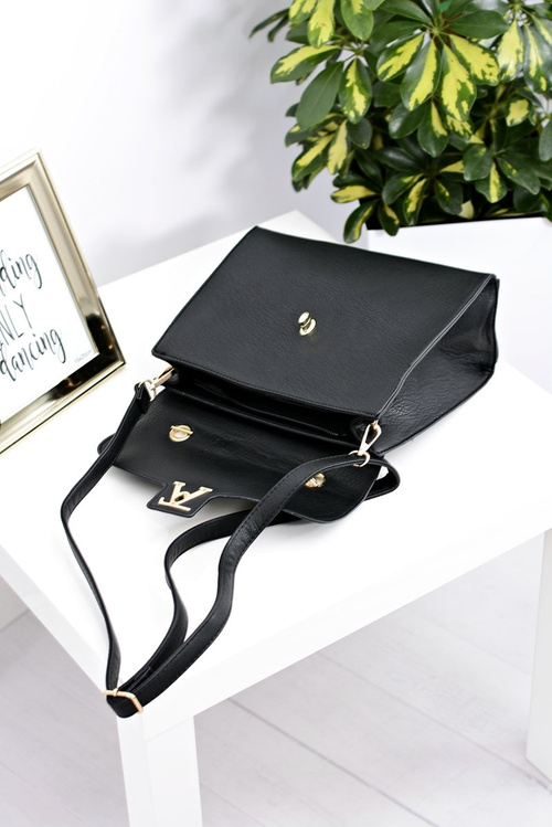 Ladies Handbag Black Classic with Chain