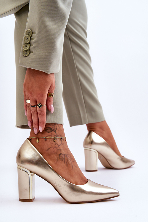 Classic Pumps On A Decorative Heel gold Elizabeth