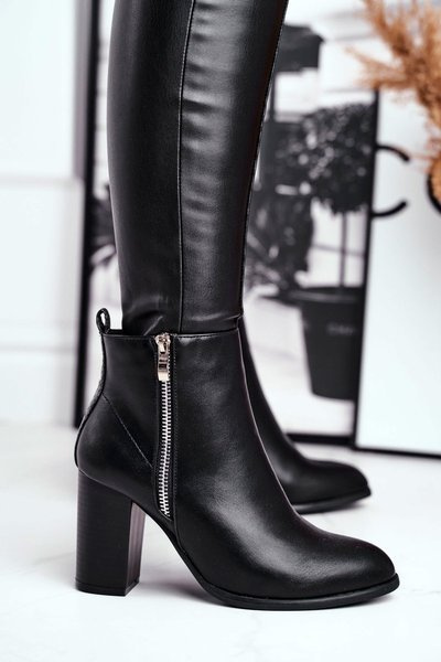 Women’s Boots On High Heel Black Gloris