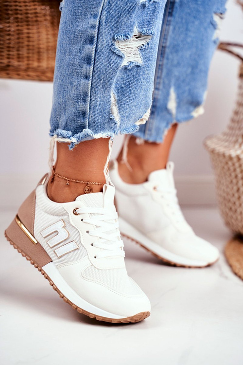 Women's Sports Shoes Sneakers White-Beige Maddie