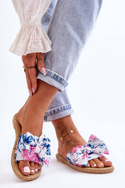 Women's Slippers With A Fabric Bow White Blossom