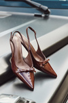 Patent leather pumps with heel with bow burgundy Olvena