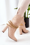 Insulated Boots On A Block Heel Beige Good Impression