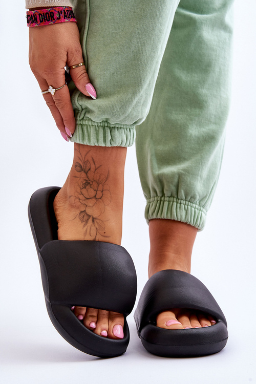 Women's Lightweight Foam Platform Slippers Black Milton