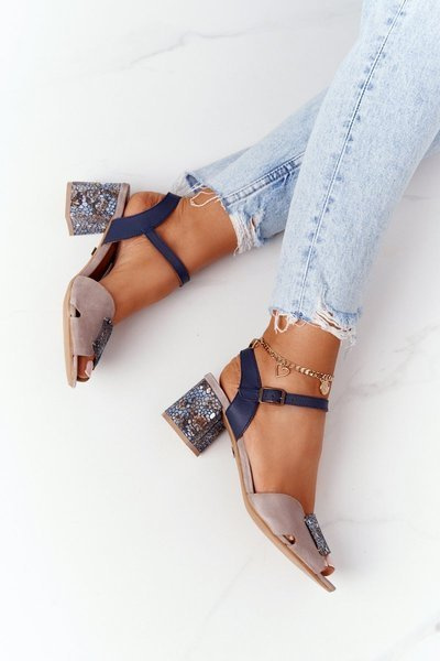 Leather Sandals On A Block Heel Maciejka 04120-43 Beige-Navy
