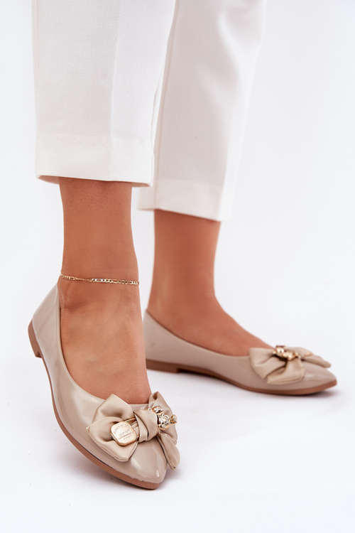 Glossy Ballerinas With Bow And Golden Brooch Dark Beige Rivona