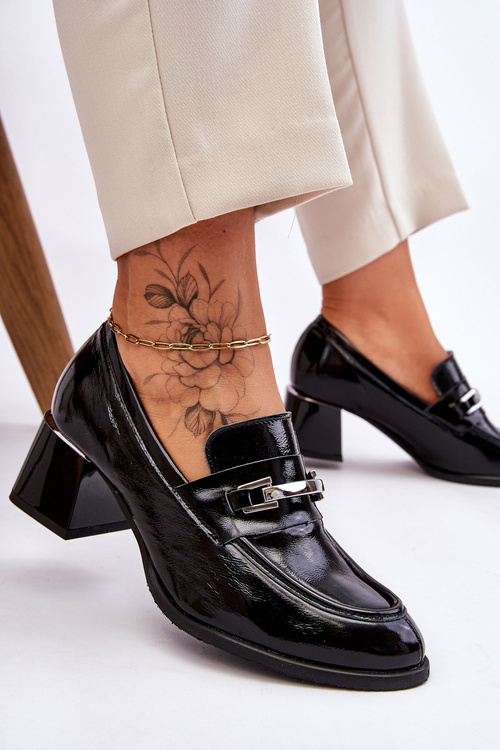Comfortable Lacquered Pumps Black Damira