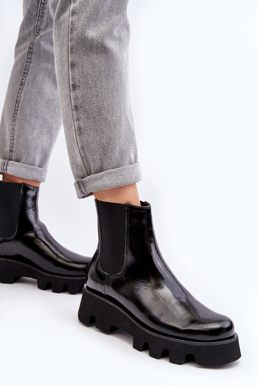 Women's leather ankle boots with chunky sole Laura Messi 2571 black