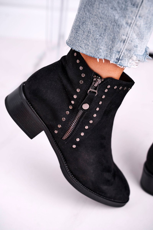 Women’s Boots Flat Heel Rivets Black Control