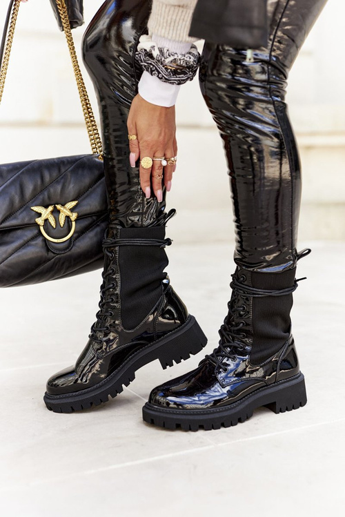 Women's Flat Boots Workers Lacquered Black Maxine