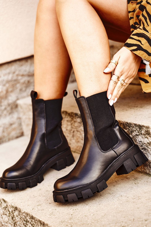 Women's Chelsea Boots On Chunky Platform Black Genius