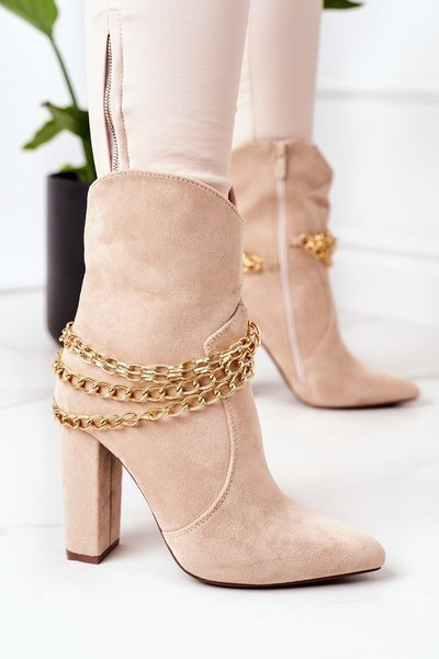 Insulated Boots On A Block Heel Beige Good Impression