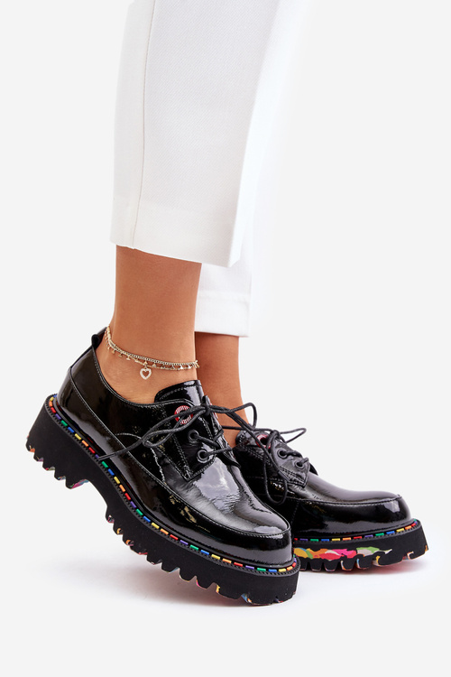 Półbuty Damskie Lakierowane Sznurowane Artiker 55C0497 Czarne