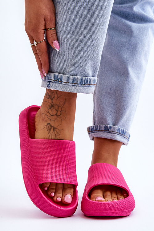 Klapki Modne Lekkie Masywna Podeszwa Fuksja Rebel