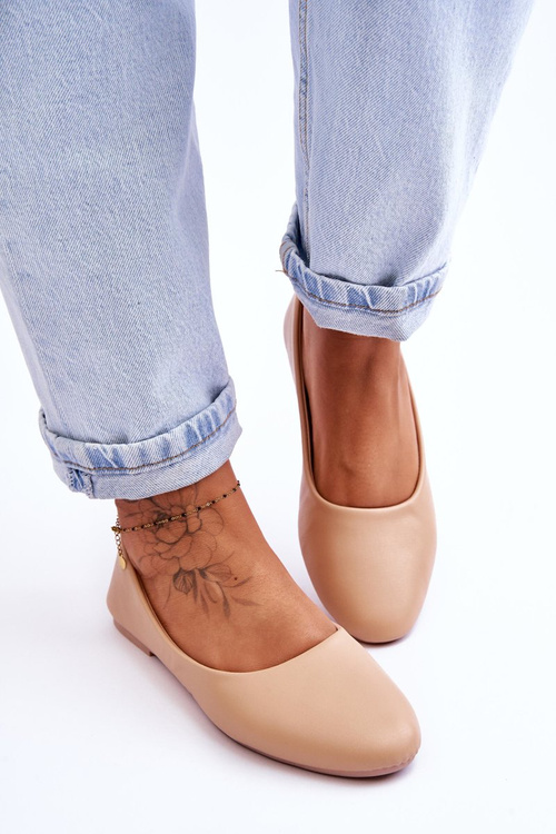 Leather Classic Beige Ballerina Flats Stacee