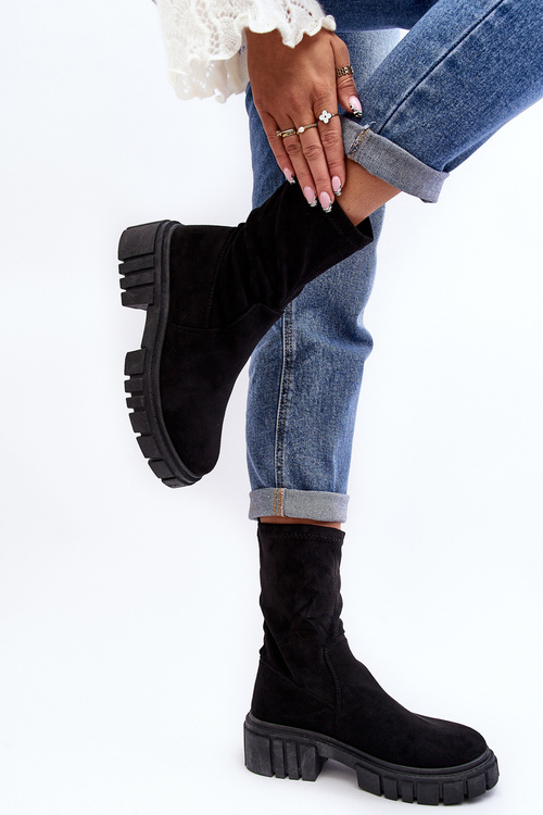 Black low ankle boots with flat heel Divella