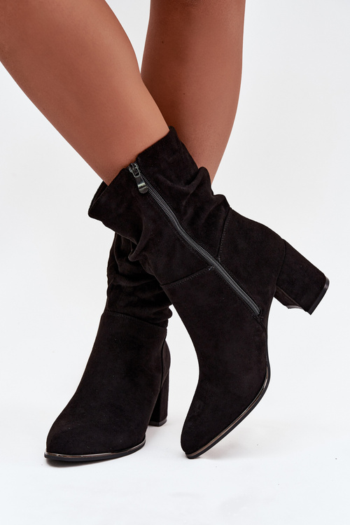 Women's ankle boots with gathering on wooden heel Ivressa