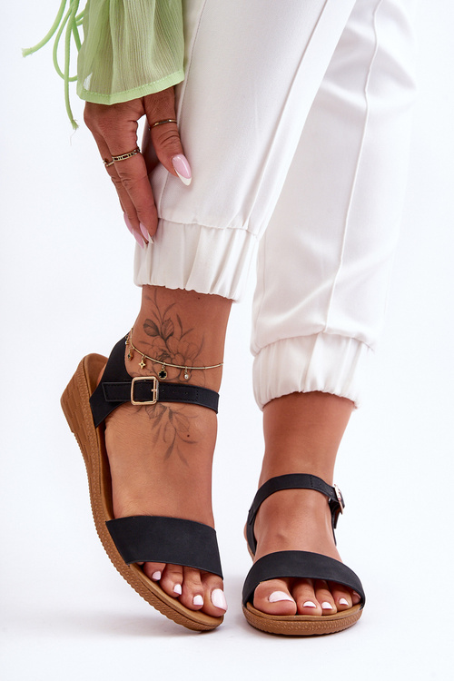 Sandały Klasyczne Niski Koturn Czarne Arya 956-6