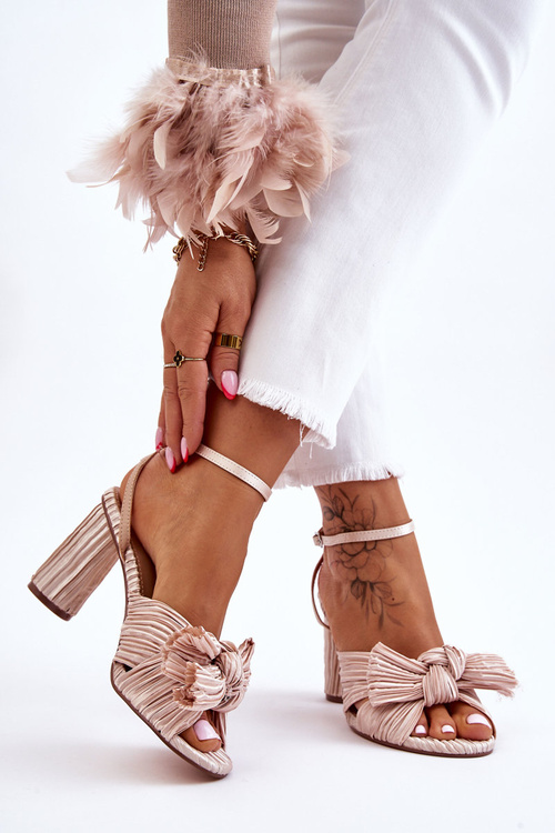 Fashionable Sandals With A Bow On Heels Light beige Callum