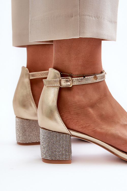 Women's sandals in faux leather on decorated heel golden Wiatalia