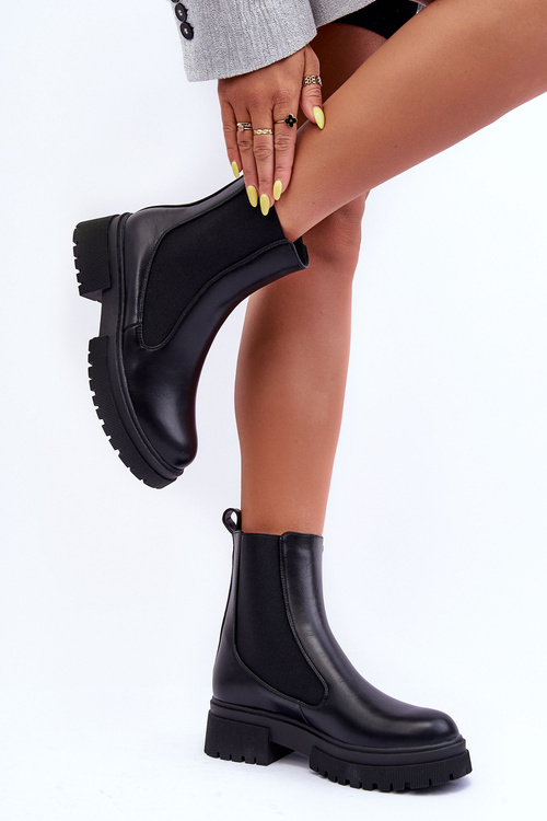 Classic Leather Ankle Boots Black Isminna