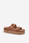 Sandals With Weaving And Buckles On A Massive Platform Camel Aralissea