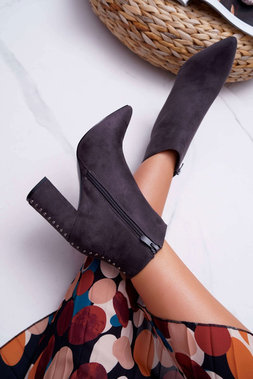 Women's Heeled Boots with Pointed Rivets Grey Snack