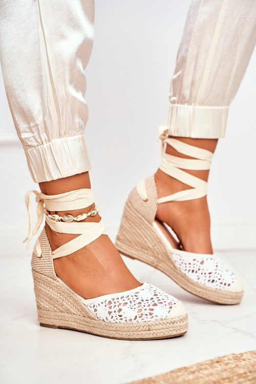 Women's Sandals On Wedge White Vieno