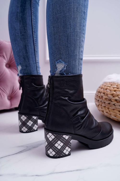 Maciejka Women's Leather Boots Black 04216-01