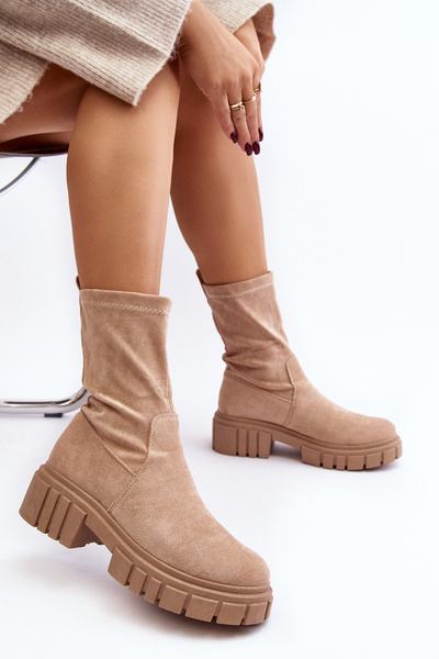 Slip-on ankle boots with flat heel beige Divella