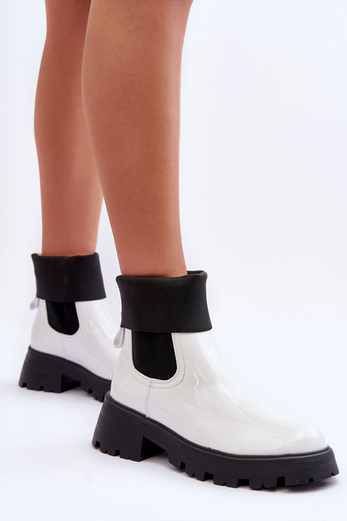 Women's Lacquered Ankle Boots White Pavo
