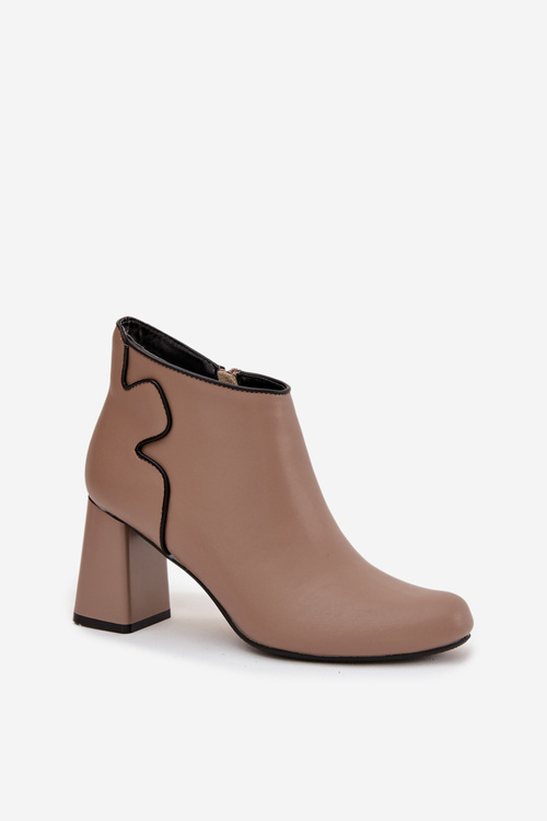 Leather lined ankle boots on heel Beige Ivessara