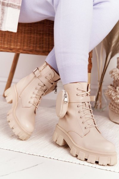 Women's Boots On A Platform With A Purse Beige Saturday