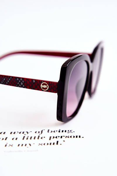 Fashionable Sunglasses M2321 Black and Red