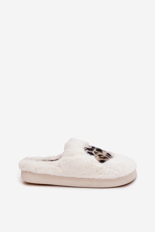 Furry slippers with hearts white Amandra