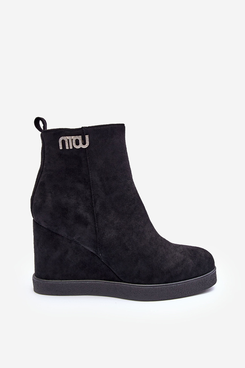 Leather Lined Heeled Boots With Ornamentation Black Vere