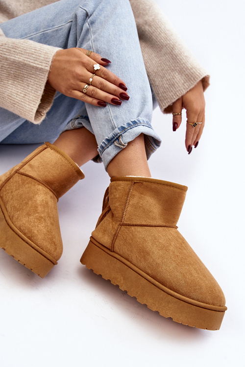 Women's snow boots on a chunky platform with tassels Camel Lirico