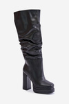 Slip-on ankle boots on heel and platform with gathering insulated black Beridra