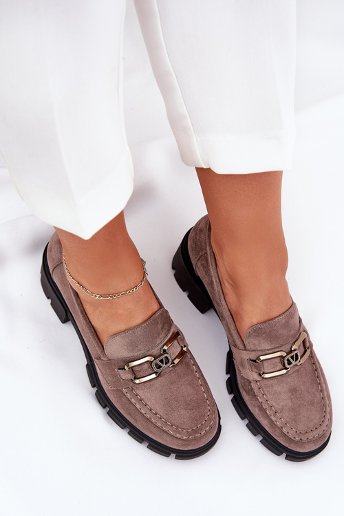 Półbuty Z Eko Zamszu Na Obcasie Ozdoba Ciemnobeżowe Vinceza 39921